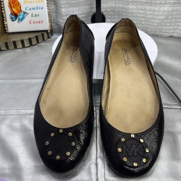 (Q7) MICHAEL KORS women's leather ballet flats, size 9M with Gold Accents - Picture 11 of 13